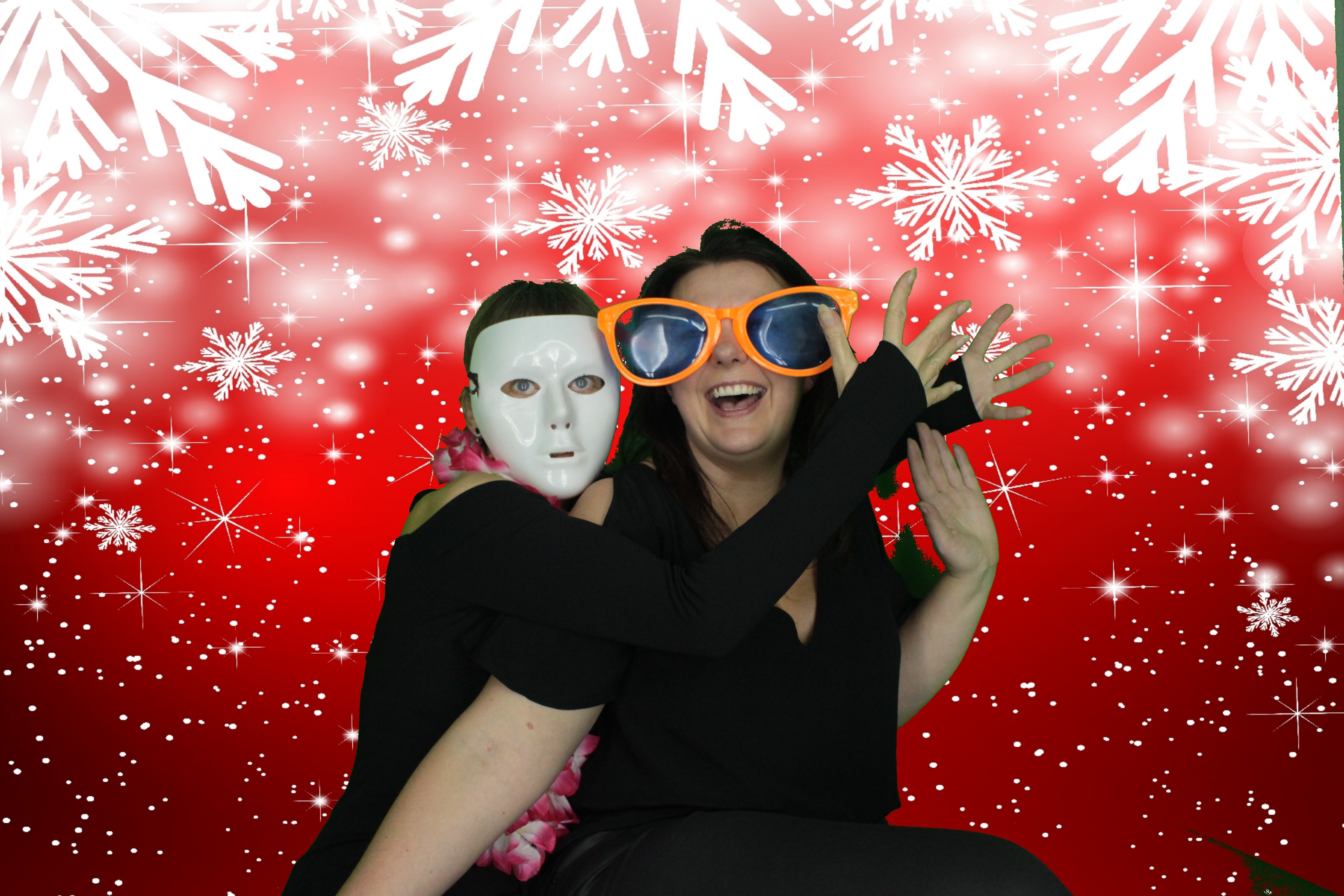 One Line Christmas Party | View more photos from the event at gallery.myphotoboothexperience.co.uk/u/MyPhotoBoothExperienceLtd/One-Line-Christmas-Party